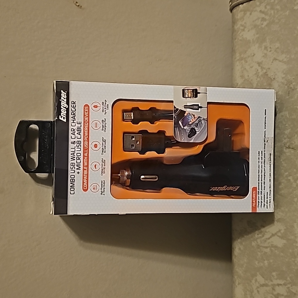 NWT Energizer Combo USB Wall & Car Charger + Micro USB Cable